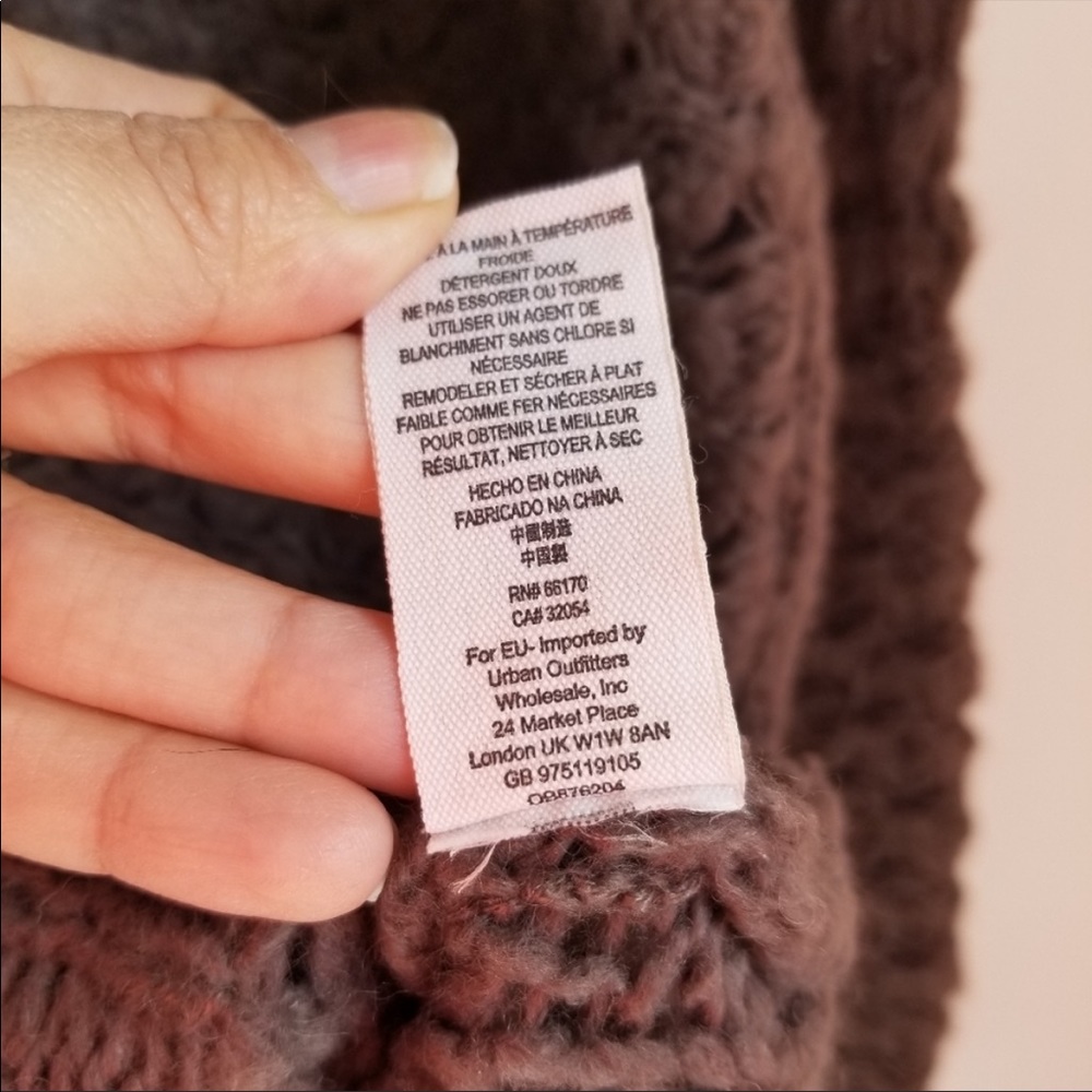 Free People sexy v-neck sweater - Picture 4 of 4